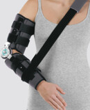 Individually adjustable neck strap for supporting the arm
