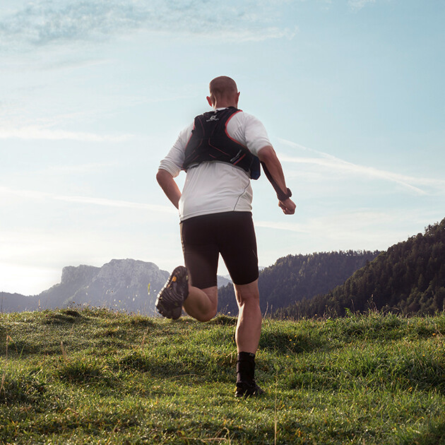 Joggers in de natuur