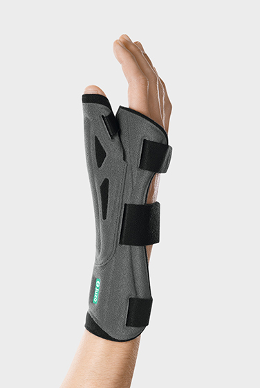 Palmar Xtec Rhizo - thumb brace Right arm with Palmar Xtec Rhizo wrist orthosis – wrist orthosis with thumb brace
